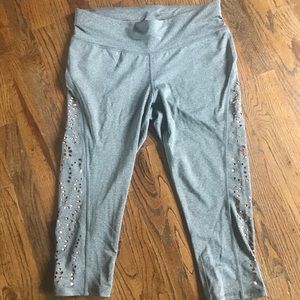 Capri length work out pants